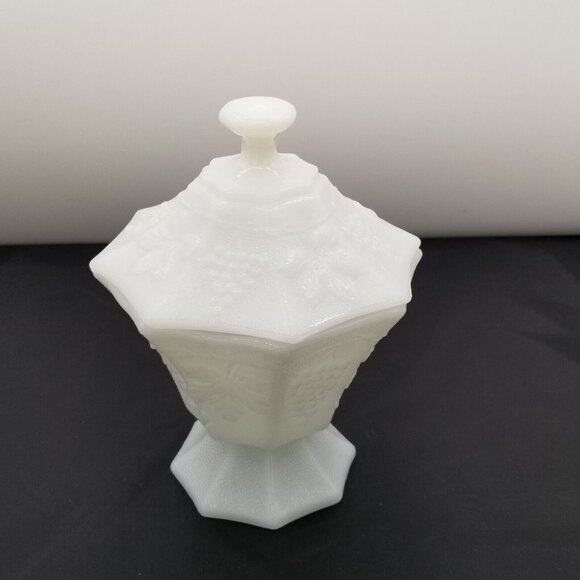 Vintage Milk Glass Footed Compote Candy Dish with Lid Grapes Leaves Pattern - Picture 4 of 9